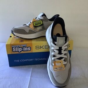 Sketchers Hands Free Slip-ins Mens Size 7 (Mercer) women’s size 8 wide NWT